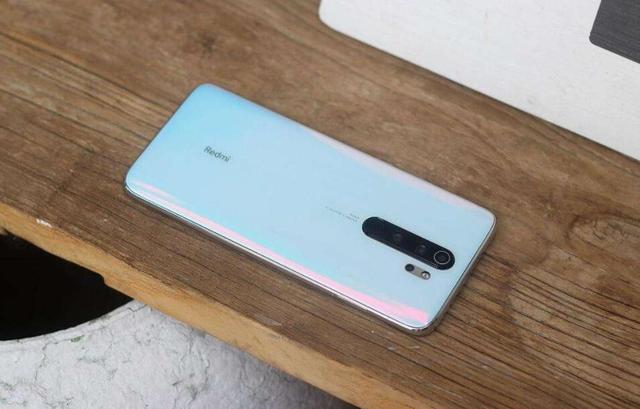 3款最强拍照千元机，均搭载6400万摄像头，价格一款比一款便宜