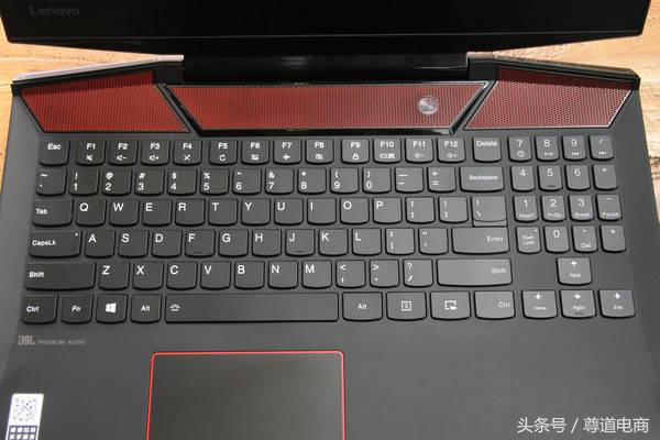 国庆游戏本小评测：联想拯救者Y720