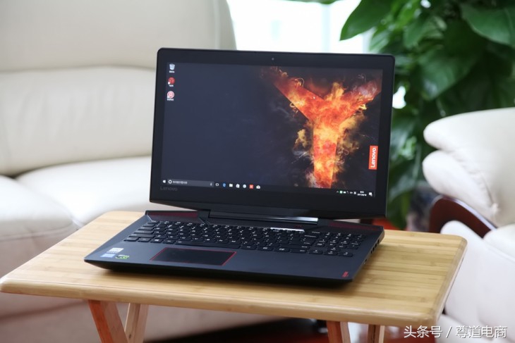 国庆游戏本小评测：联想拯救者Y720