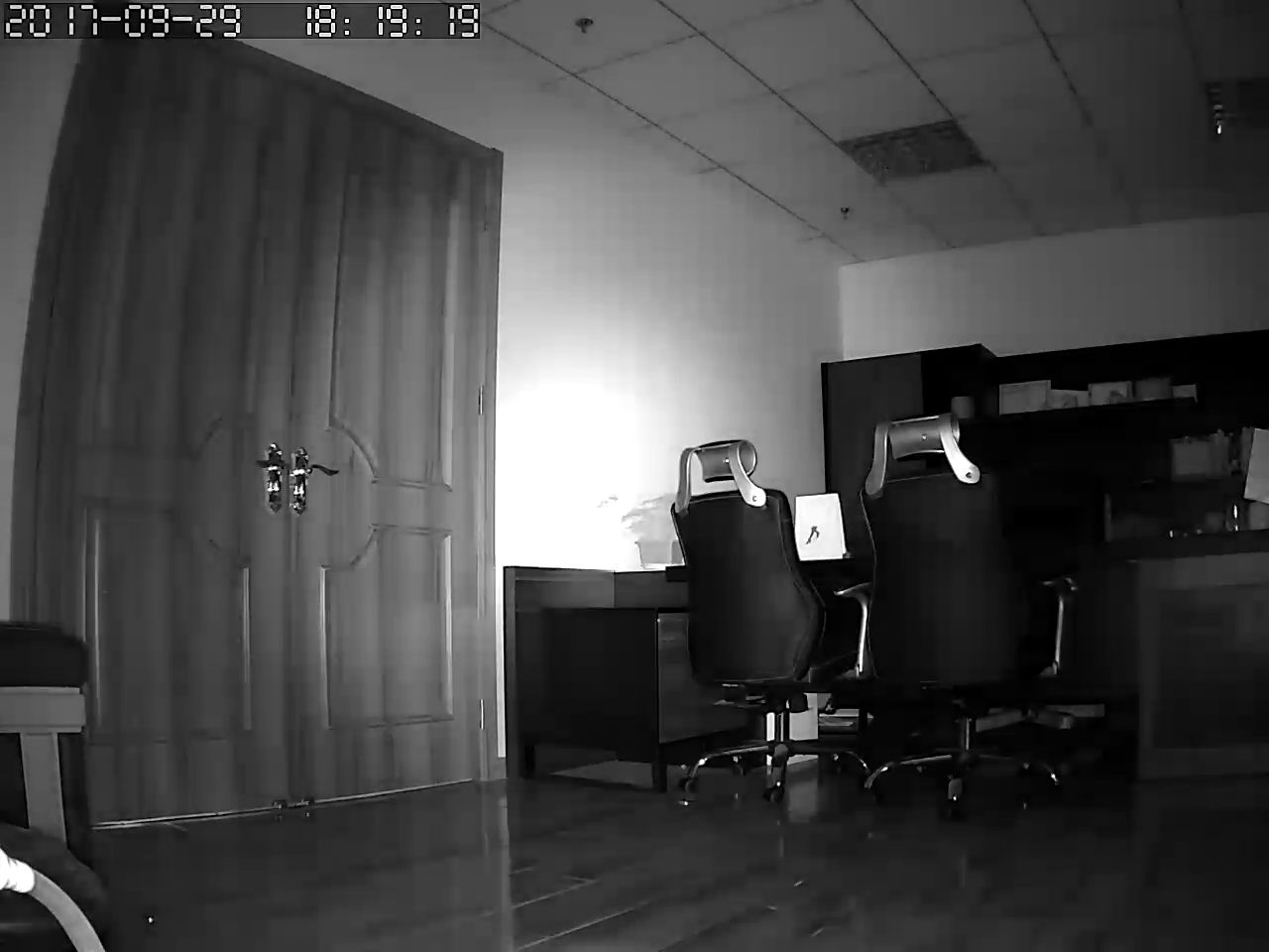 千里之外看遍全家所有角落 乔安360°云台网络摄像机试玩