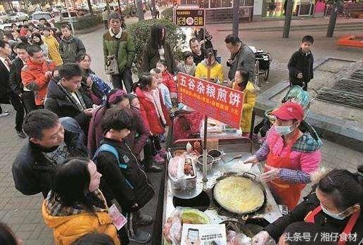 小吃摊贩真能月入三万？数据告诉你真相