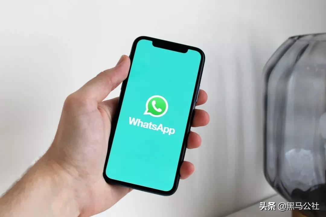 全球第一大的聊天软件，竟然偷看你的聊天记录