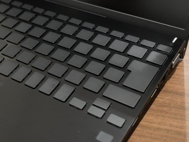索尼牌VAIO笔记本更新，所有接口都有逆风超MacBook