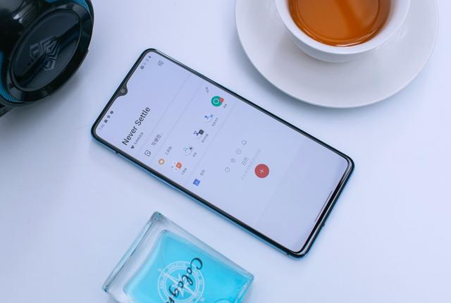 玩王者荣耀用什么手机好？2019年下半年三款顶级旗舰推荐