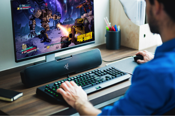 面向狂热游戏粉：Razer 雷蛇 推出 利维坦巨兽 条形音箱