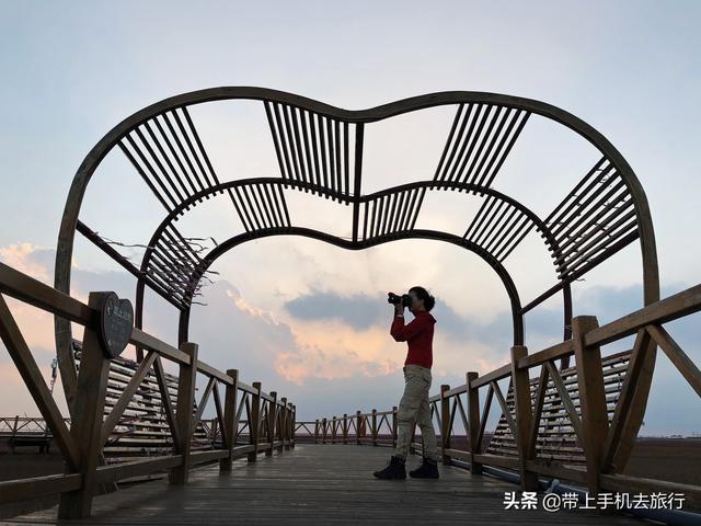 手机摄影如何用好最经典最常用最有效的构图法——九宫格