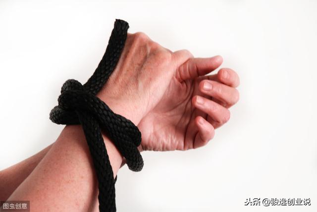 797亿逾期，过度消费、透支消费正在摧毁年轻人