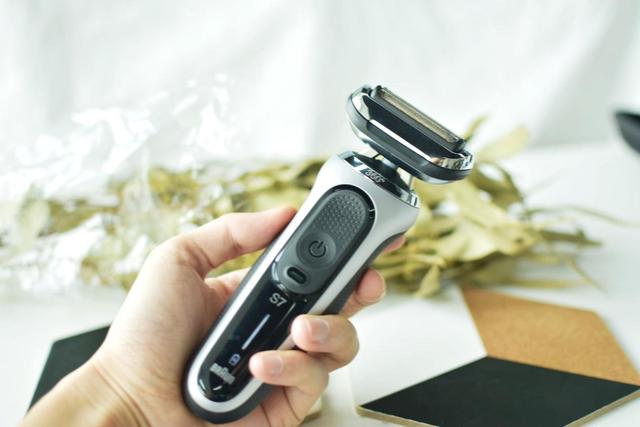 剃须刀推荐，从300到3000，从大街到紫禁之巅，博朗飞利浦全线PK