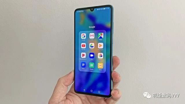 华为P30值不值得入手？看完优缺点，网友的回答基本一致