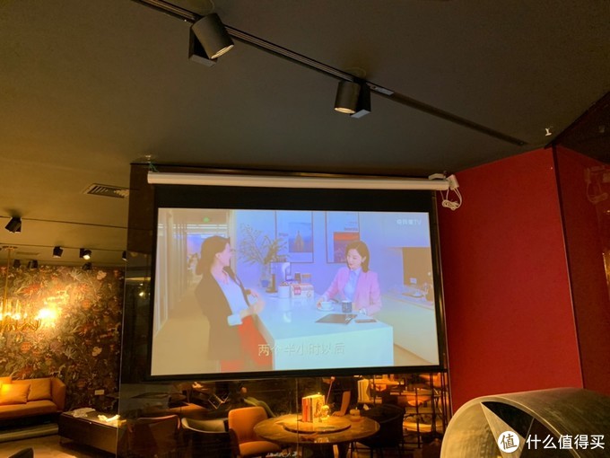 关于短焦 or 中长焦幕布的选购杂谈——附不同幕布对比