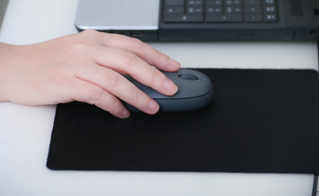 精挑细算的Q弹小鼠标，静音无线多模手感好，雷柏 M650体验