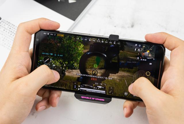 玩王者荣耀用什么手机好？2019年下半年三款顶级旗舰推荐