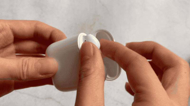 小心被骗，一文教你辨认华强北山寨 AirPods 耳机