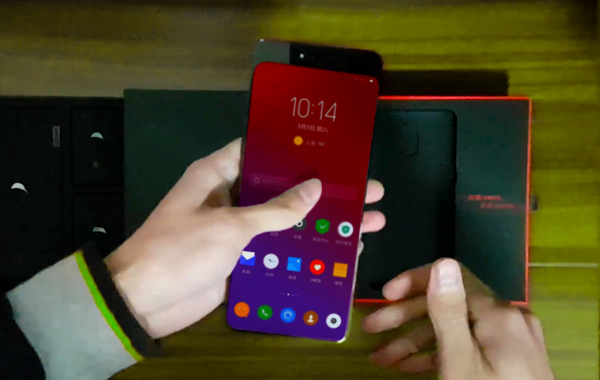 智能手机也用滑盖设计，体验国产联想Z5 PRO，细节之处很矛盾