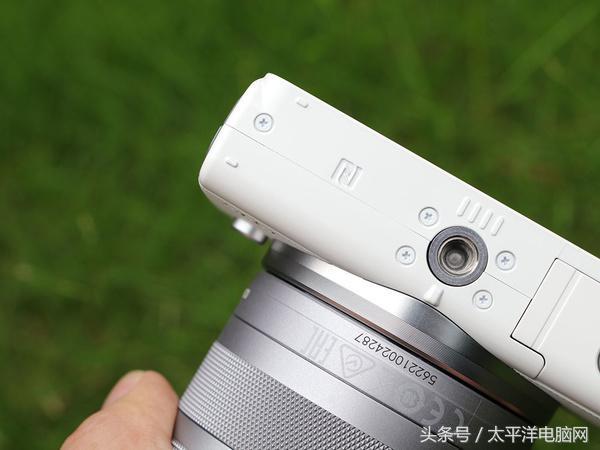 年轻玩家的第一台单电相机！佳能EOS M100评测