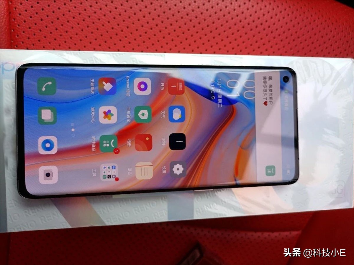OPPO亮剑，12GB+256GB，曲面屏手机跌至2499元，网友：终于等到了