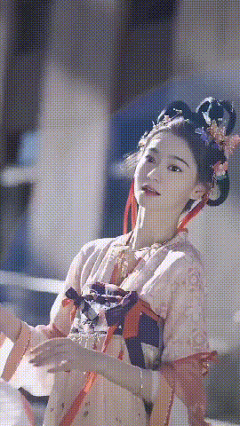 最近朋友圈很火的Ai换脸视频，原来是用这两款软件做的