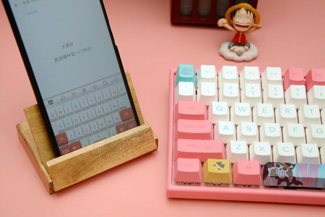 动漫定制、无线双模，AKKO3084航海王乔巴机械键盘上手体验