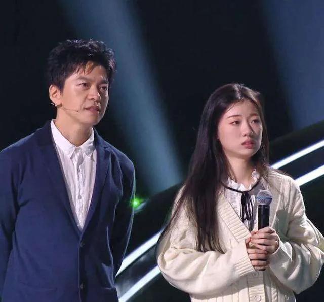 单依纯得了2020《好声音》冠军，傅欣瑶就是不服
