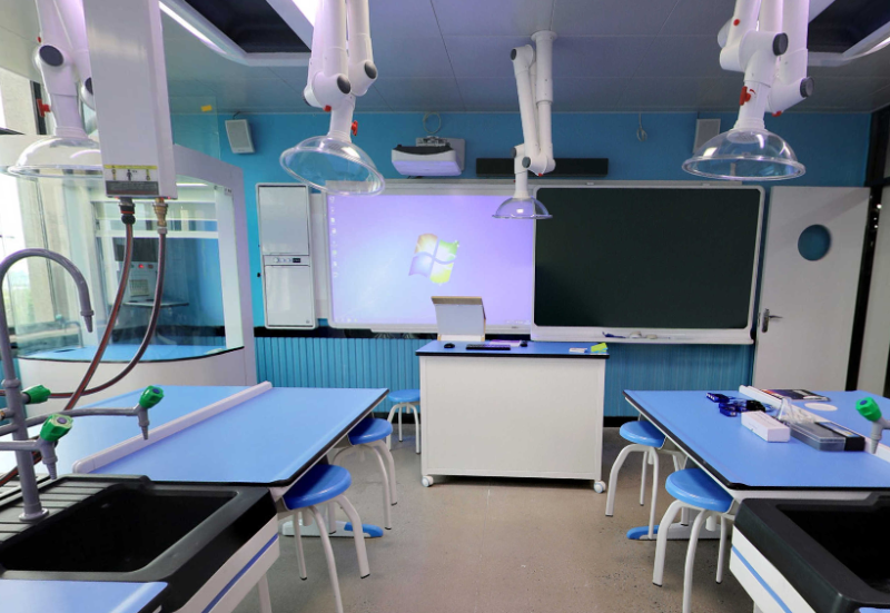 中学化学实验教室,化学实验室设备