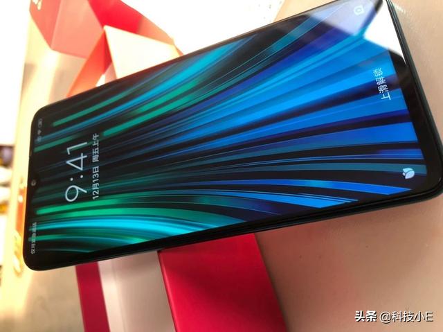小米4G千元水桶机，6400万四摄+NFC+128GB跌至1299，比10X更香