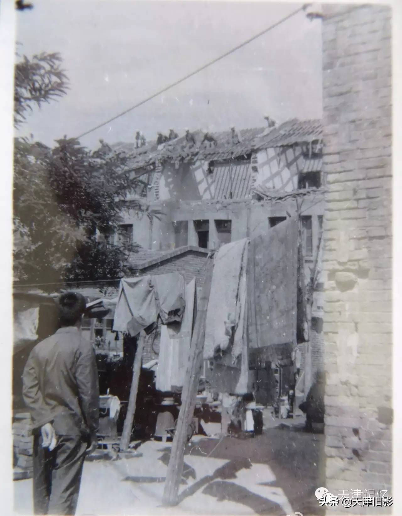 今天唐山又地震了，让我们回忆一下1976年大地震