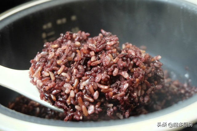 给老公准备工作餐，主食获赞最多，三色糙米饭，营养均衡减脂无忧