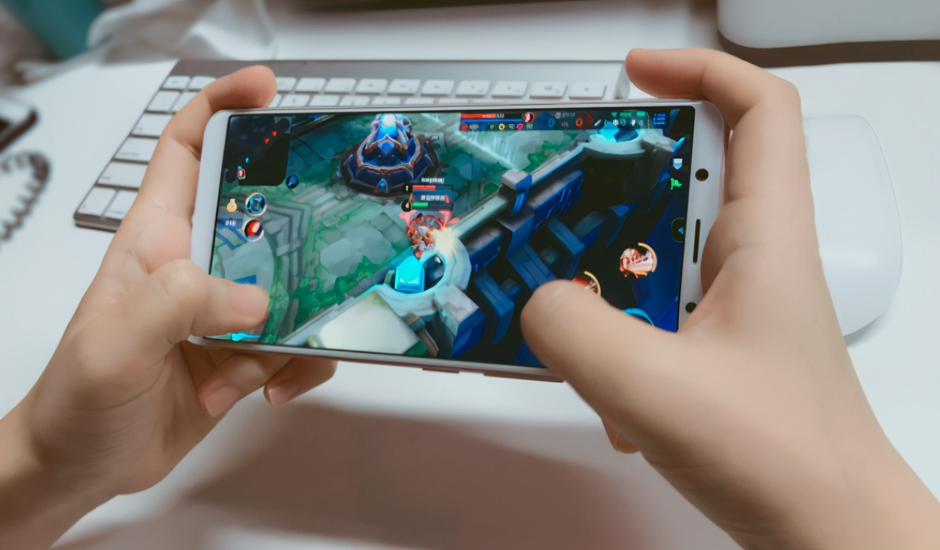 iOS 15推出官方虚拟屏幕手柄，可针对游戏自定义