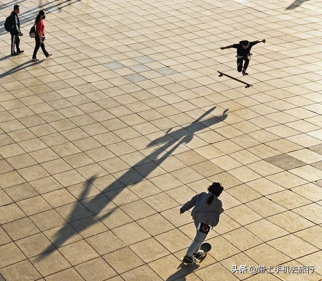 手机摄影如何用好最经典最常用最有效的构图法——九宫格