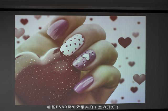 此时无线胜有线，听会议老鸟告诉你投影仪什么牌子好