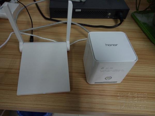 小米路由器mini版，华为荣耀路由器，究竟选哪个？