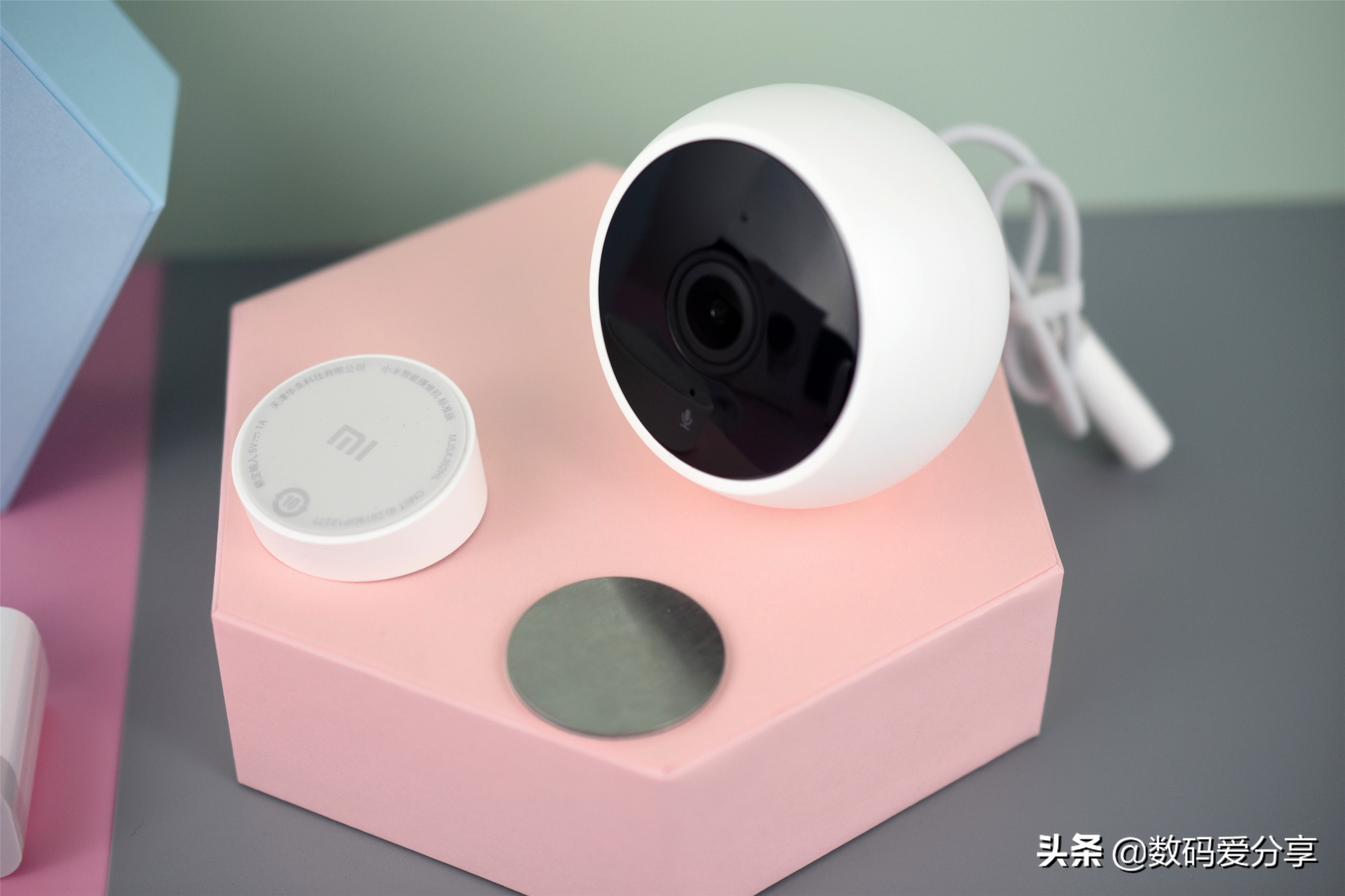 小米智能摄像机新品测评：170°超广角+防水防尘，99真买不了吃亏