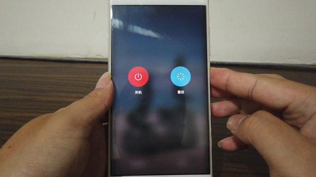 手机密码忘记了不要慌，维修师教你解除密码