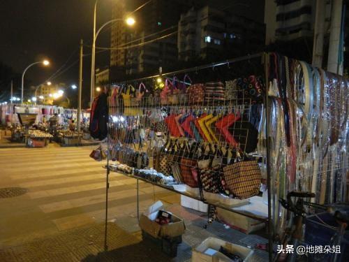 兼职摆地摊卖什么产品赚钱？选择这几种，收入轻松超越上班族