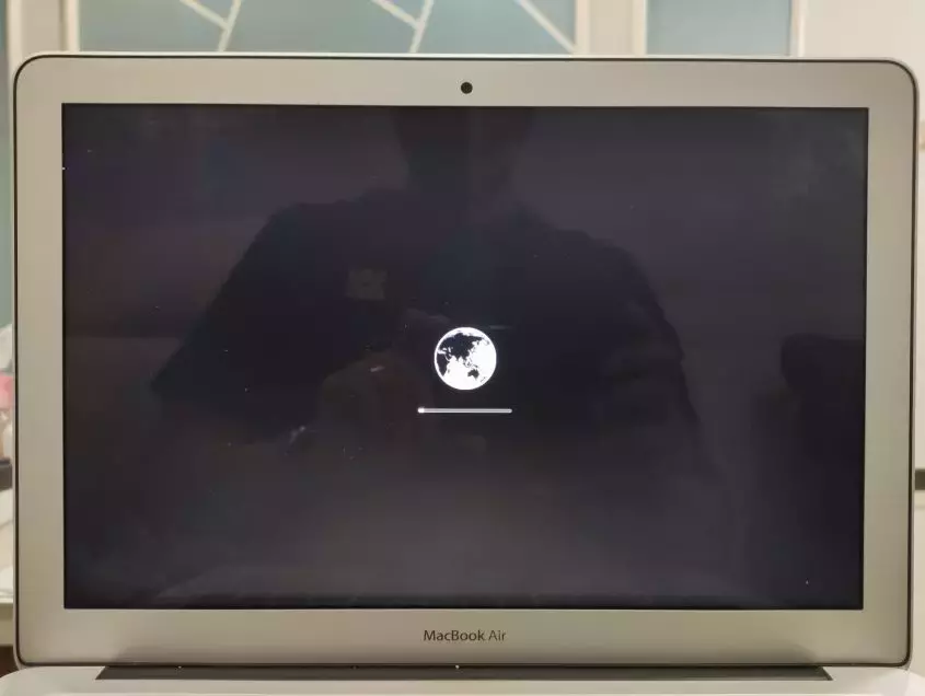 苹果电脑恢复macOS系统，磁盘被锁或无法识别到磁盘怎么回事呢？