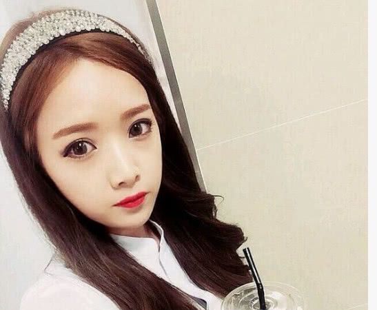 还记得“网红鼻祖”恩典吗？十年过去，她活成所有女生羡慕的样子