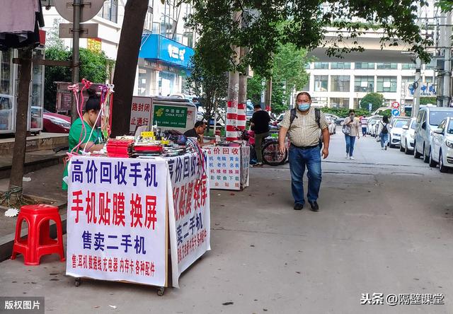城管喊你来摆摊！盘点10种最好卖的地摊产品