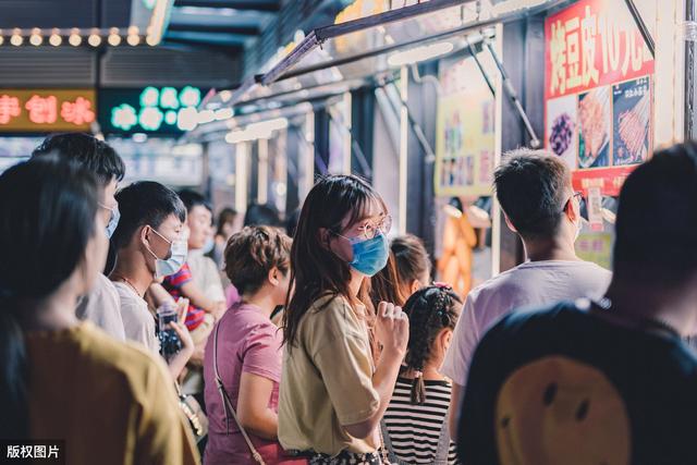 地摊经济火了，如何靠摆地摊月入3万