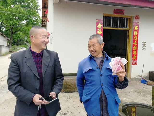 返乡农民工回乡创业让村民乐开了花！