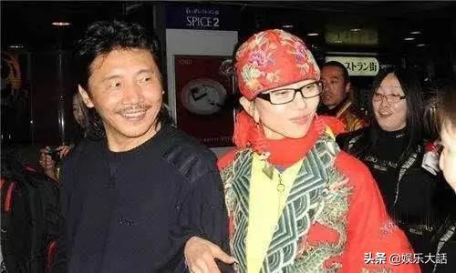 2002年，杨丽萍在除夕夜提分手，前夫刘淳晴苦苦追寻18年