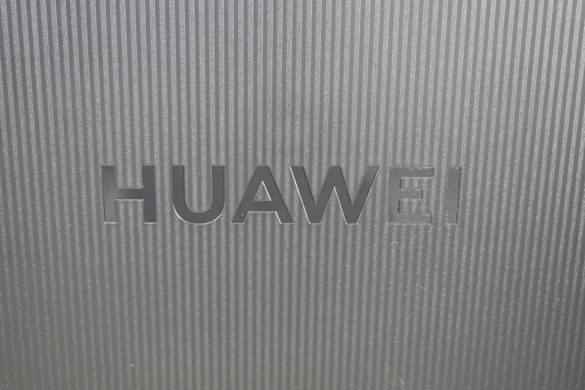 华为智慧屏V55i一个月真实体验，聊聊它的优缺点