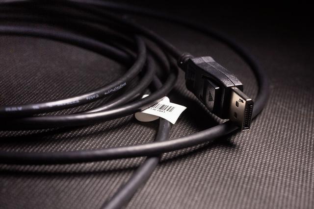 PS4 PRO的绝佳伙伴，明基EW3270U 4K 10Bit HDR显示器评测