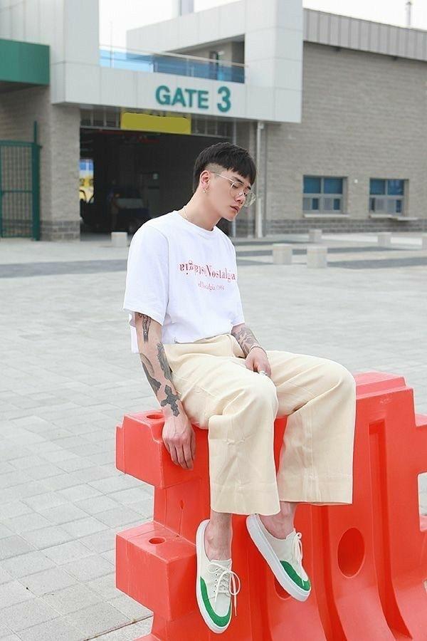 男生夏季T恤如何选，6个挑选建议，教你把百元T恤穿出千元的质感