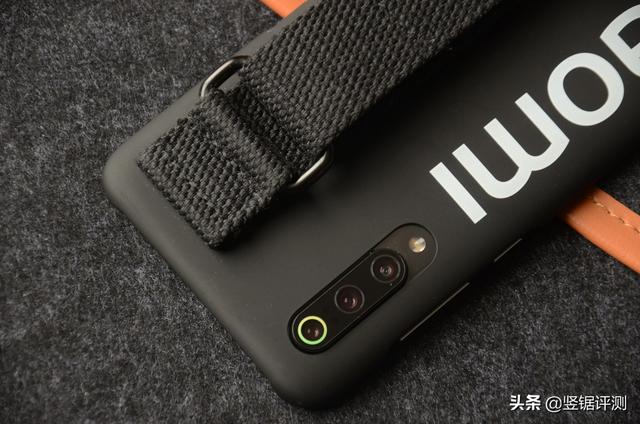 2999入手一台小米9，使用了一个月后来分享下感受