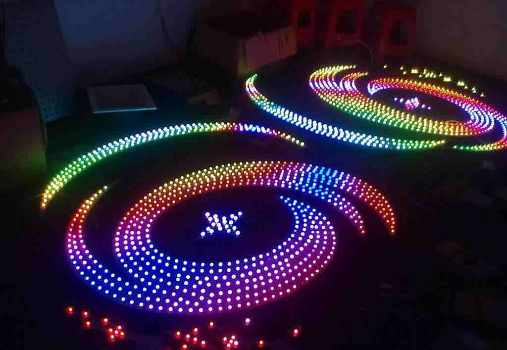 LED灯发光原理是什么，与传统白炽灯和节能灯比有何优点