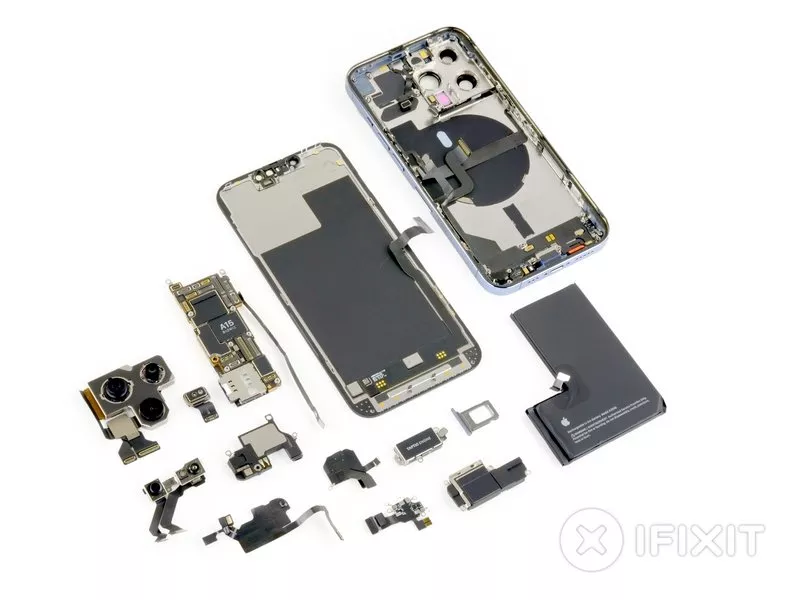 iPhone 13 Pro 完全拆解，信号稳了