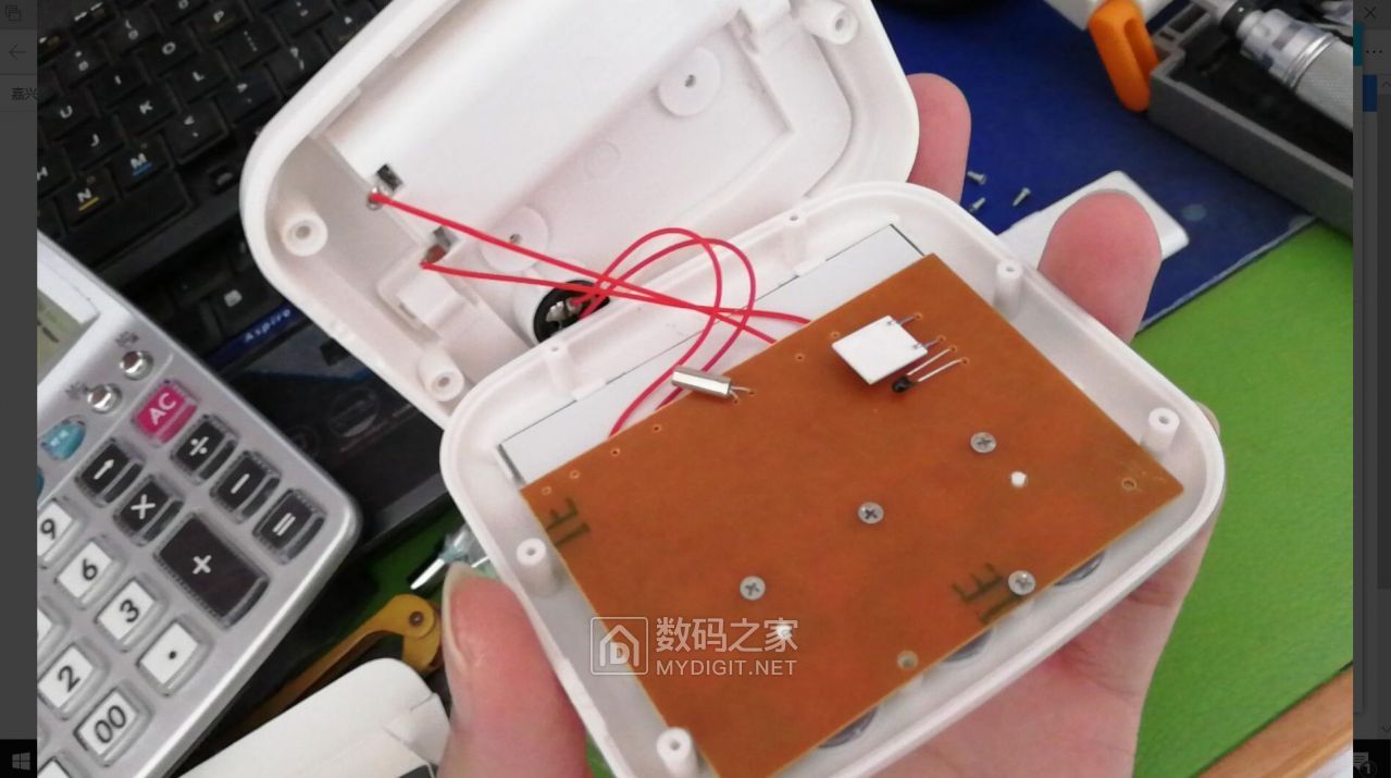 自制频率产生器，电子钟改造高精度时钟，日误差低至0.26秒