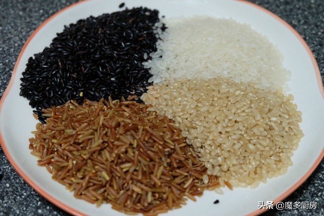 给老公准备工作餐，主食获赞最多，三色糙米饭，营养均衡减脂无忧