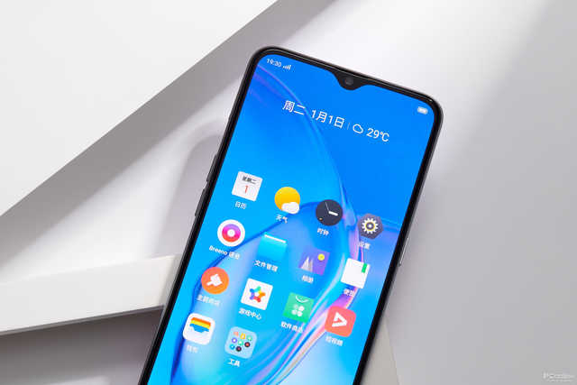 realme X2评测：越级依旧，四摄加持更“犀利”