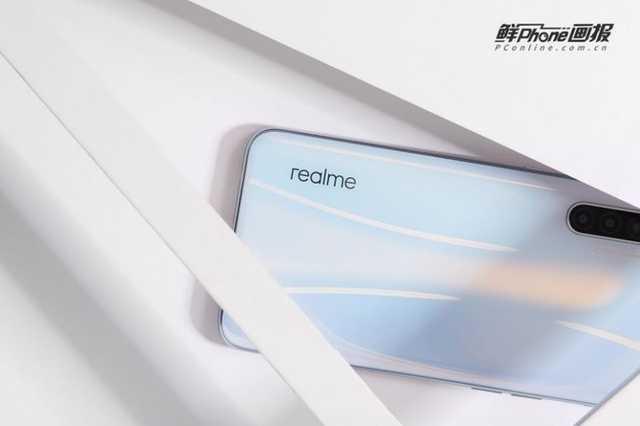 适合学生入手的手机有哪些？这些买了不后悔